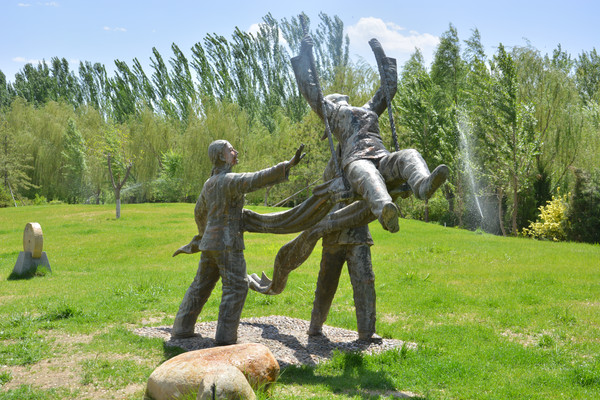 ������ǧ