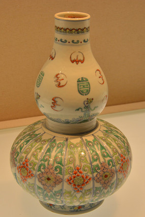 ���ﶷ�ʷ����ƺ�«ƿ