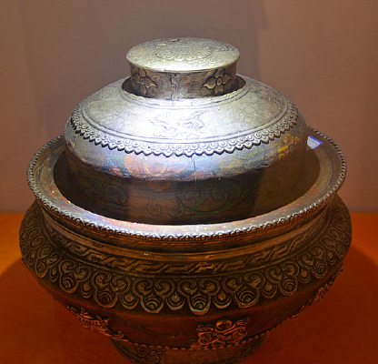 ���������Ƹ���ͭ��