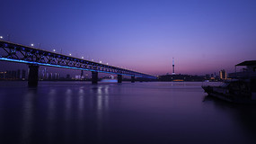 ���Ƴ��ϵĳ�������