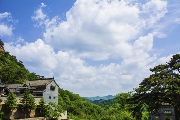 ǧɽ�л�����Ժɽ���������Ʋ�