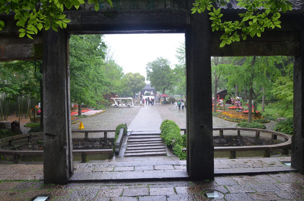 ���ݻ���