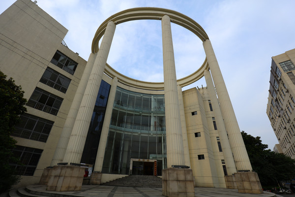 ���������ִ�¥