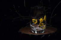 ���ݻƾճ���ҡ��