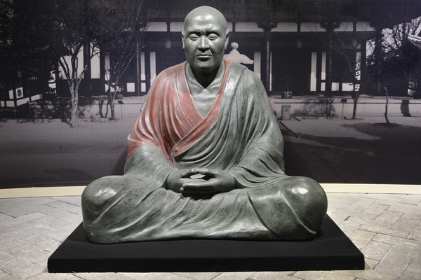 ��������