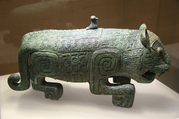 �̴��ķ���˫β��ͭ��