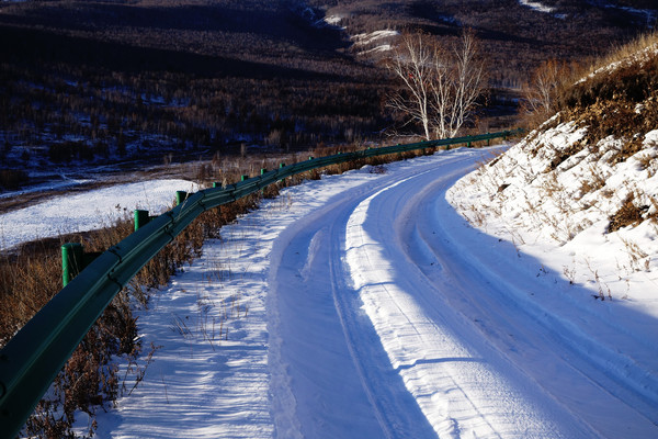 ��·ѩ��ɽ·