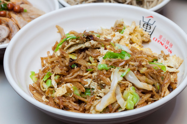 ������˿