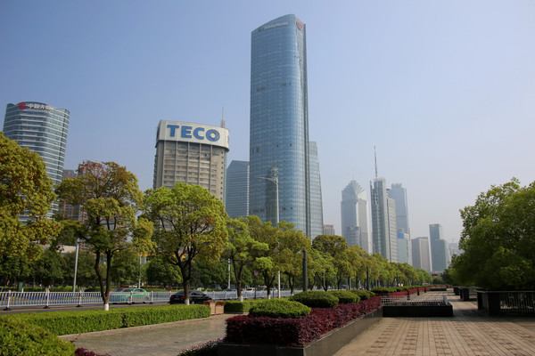 ���̲���ִ�Ħ���¥