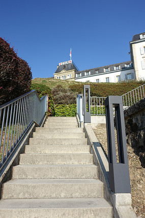 ����¥���뽨��