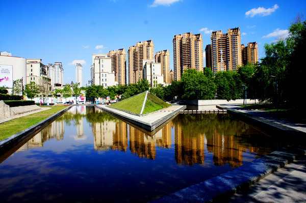 ��ӹ�԰��ɫ