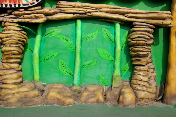 ɭ����̨����