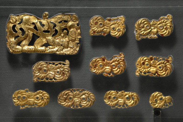 ս����������Ƭ