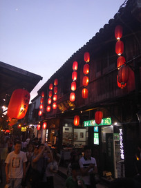 ҹ��������