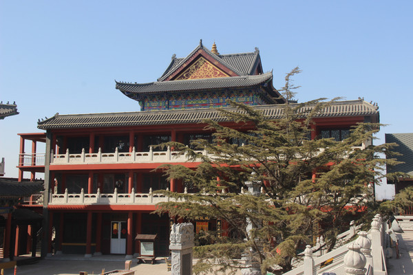 �����½���