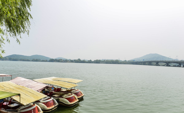 �人������