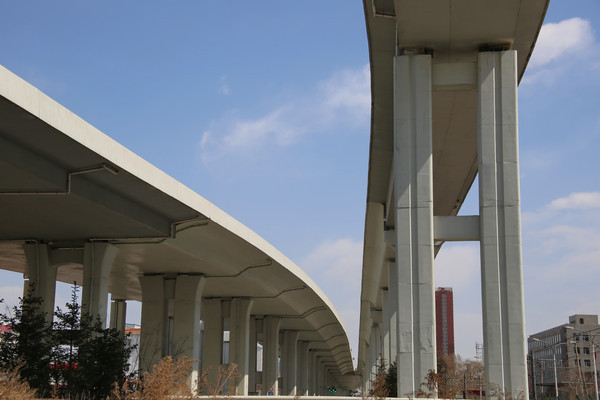 ���еĸ߼���