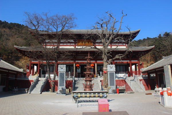 ���۱���