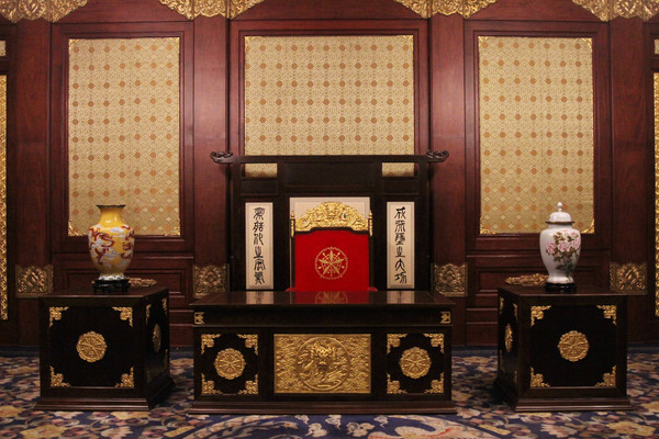 α���޻ʹ�ߵ�ݼ�Ҿ�