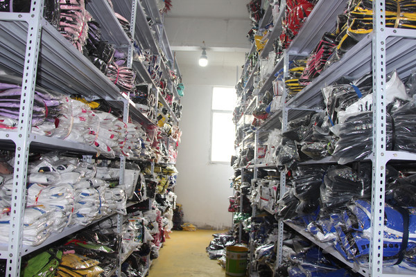 ���³���װ����