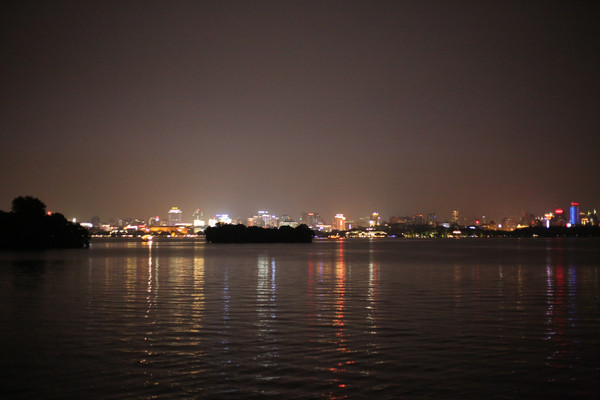 �����ƹ�