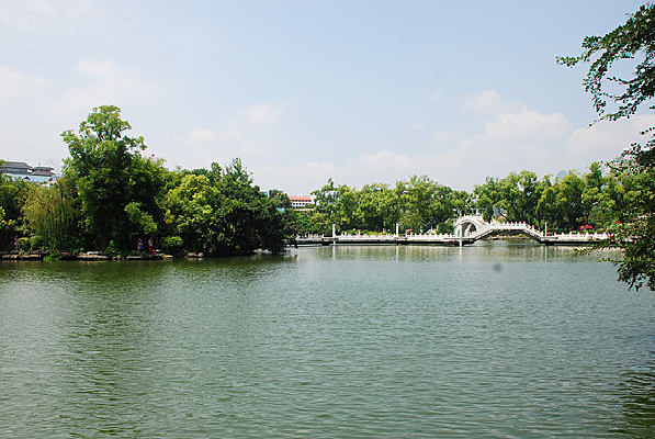 ���ֺ���