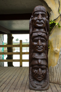 ���׾���