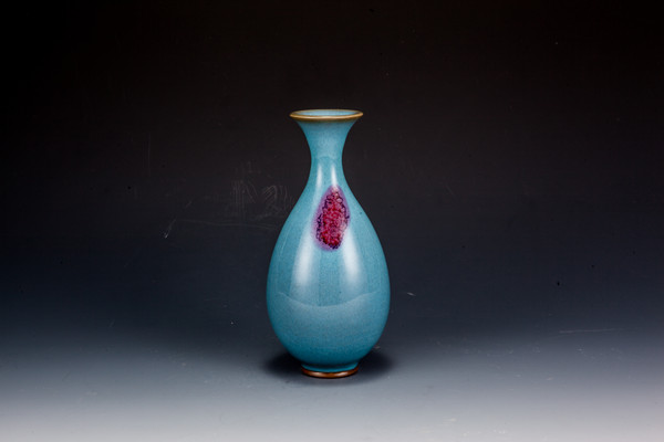 ��ɫ����ƿ