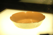 ���� ��ɫ