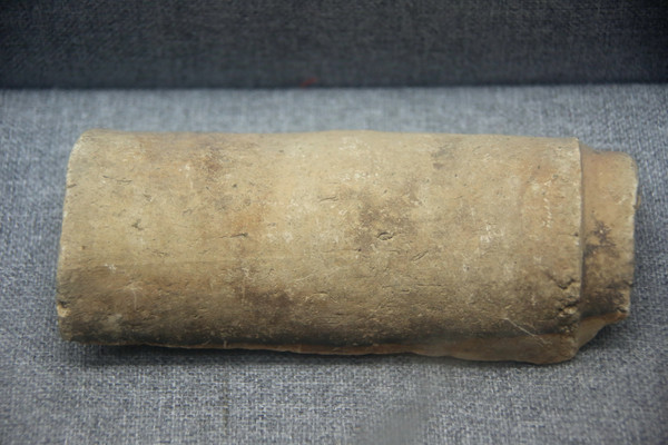 ���μ���