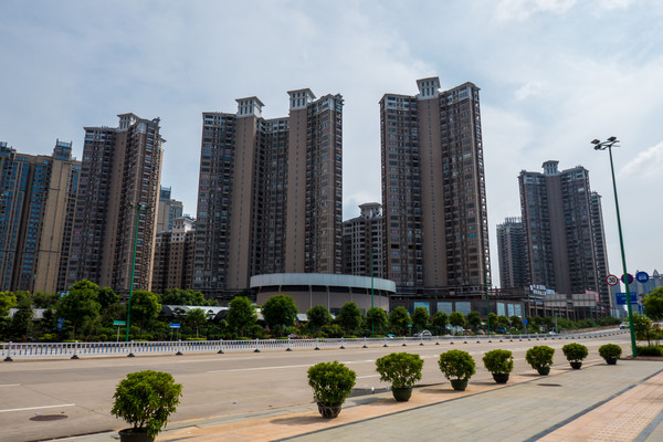 ���ݶ�ƽ��¥��