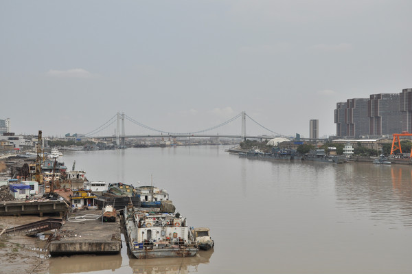 ���Ϻ���