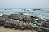 ���κ���