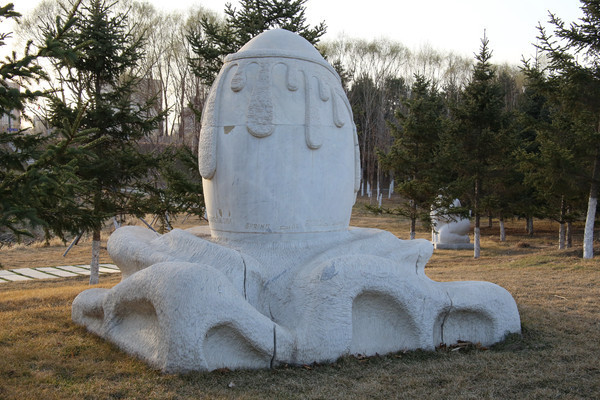 �������