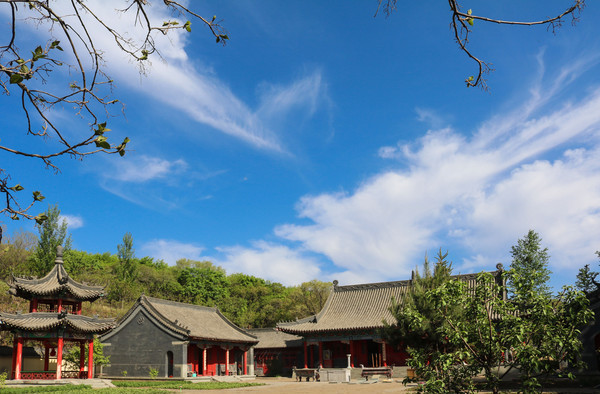 ��������µĴȾ���