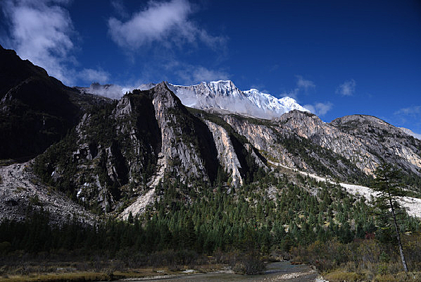 ����ѩɽ���