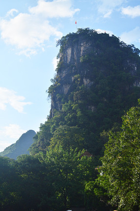 ��ɽɽ���ϵĺ���