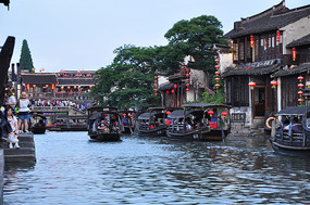 �����غӽ���Ⱥ