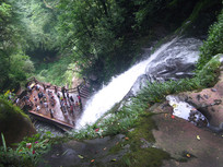 �ٲ���ͷ���Ϸ���