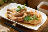 ��ɫ��Ѽ��