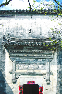 ����ש��