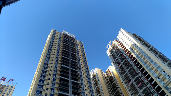 �����µ���Ʒ����¥