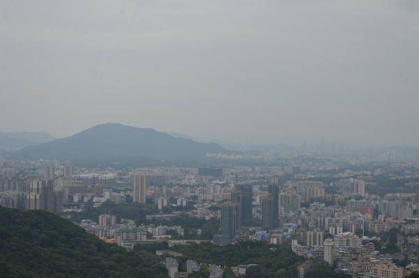  ���ݰ���ɽ��԰Զ��