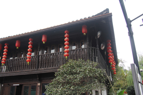 ����С��ֱ�ֹҵ����Ĺŷ罨��