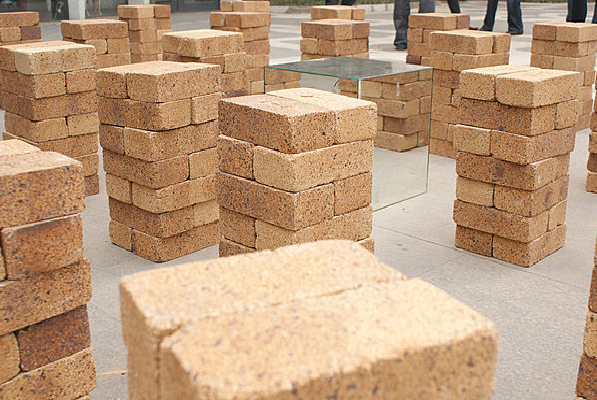 �����Ļ�չ��