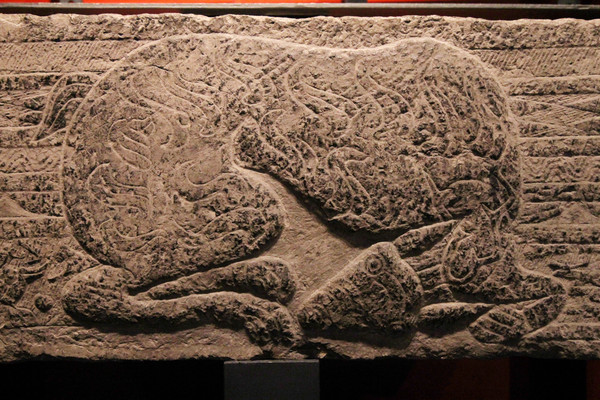 ����������