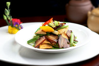 ���⽴�⳴���