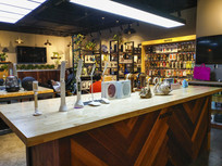 ����չ��