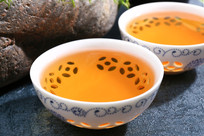 �ն������������ɽ