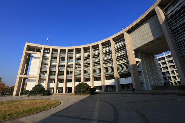 �տ��Ľ�ѧ¥